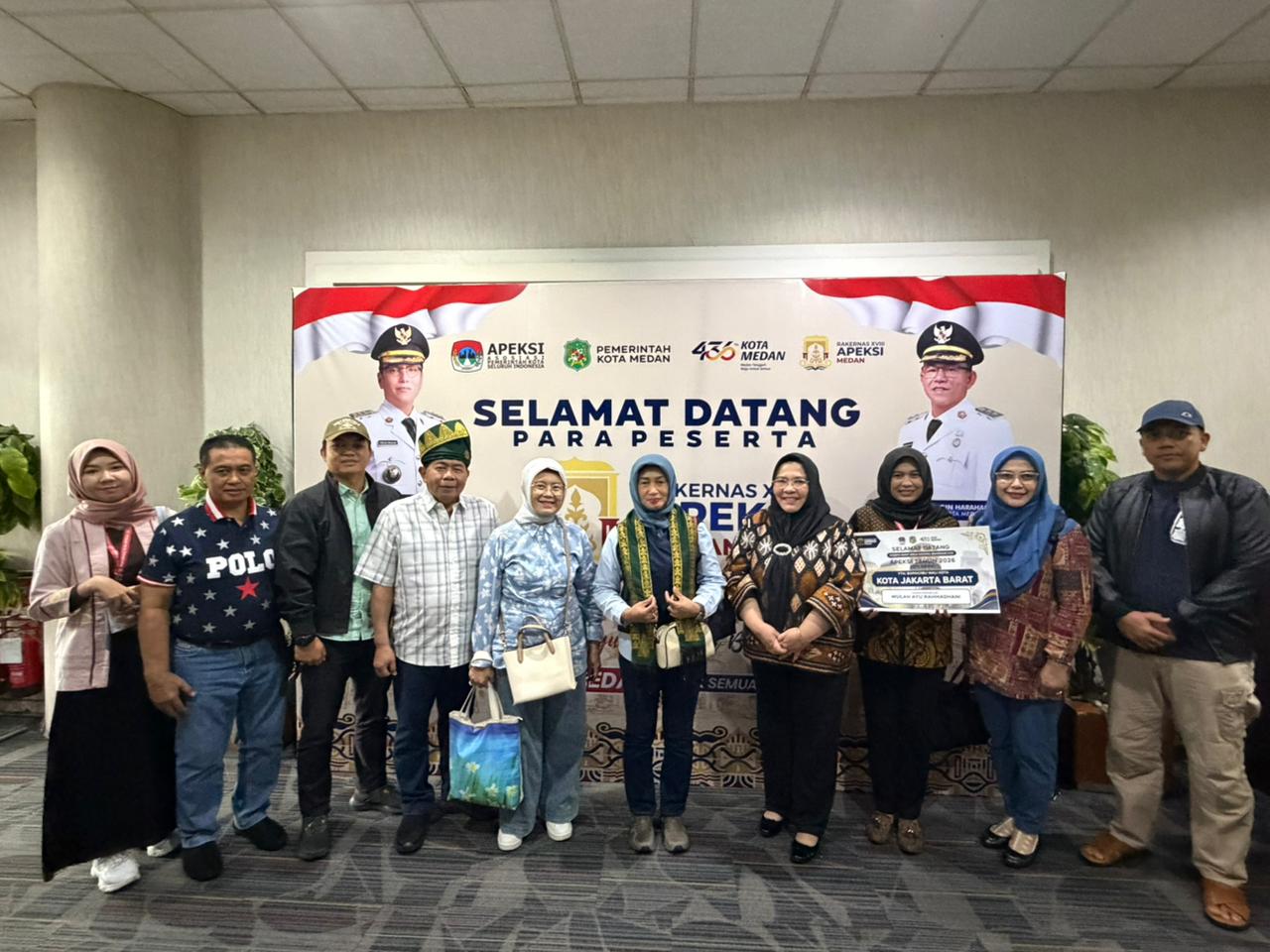 Menyambut salah satu peserta RAKERNAS APEKSI 2026